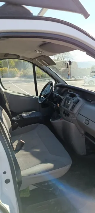 Opel Vivaro 2006. Solo venta en persona