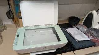 Impresora HP DeskJet 2700e