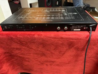 Sintetizador Yamaha TX81Z