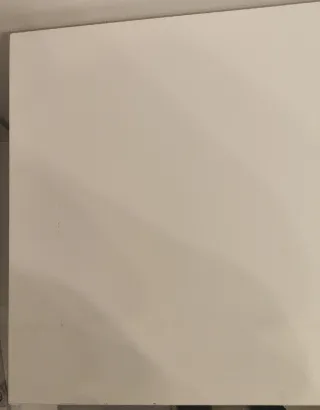 Cajonera blanca de madera