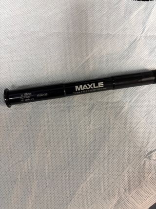 Eje Rock Shox Maxle 158mm M15x1.5
