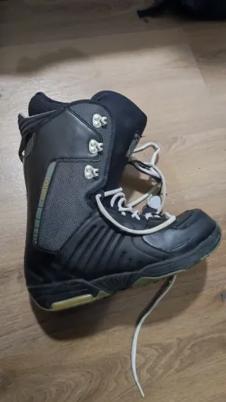 Snowboard Sanchez 156 de Salomon con Botas T45