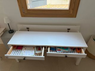 Escritorio infantil blanco
