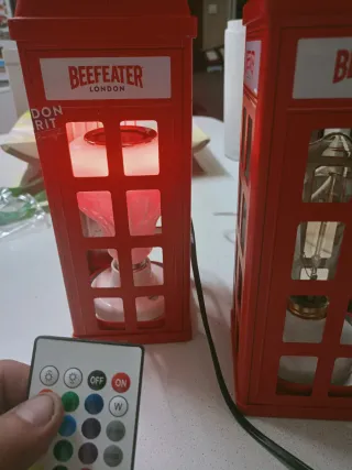 Lámpara Cabina Telefónica Beefeater con altavoz