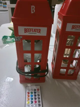 Lámpara Cabina Telefónica Beefeater con altavoz