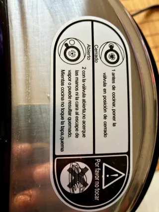 Olla Robot Cecotec modelo D