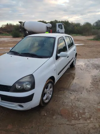 Renault Clio 2002