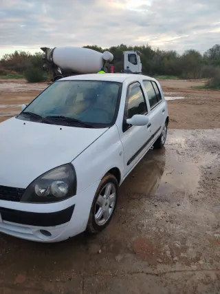 Renault Clio 2002