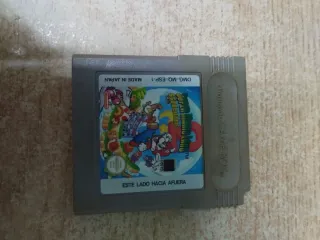 Nintendo Game Boy + Super Mario