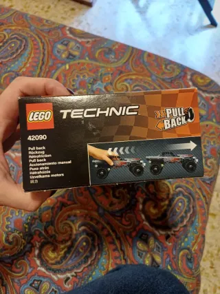 LEGO Technic 42090 Getaway Truck