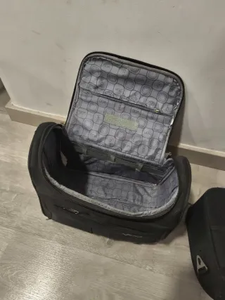 Set de neceseres VGG negros