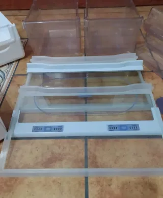 Cajones y bandejas frigorífico