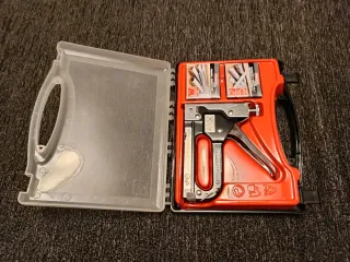 Grapadora Parkside con grapas, precio no negociabl