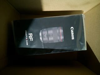 Canon RF 135mm F1.8 L IS USM NUEVA 3 años Garantía