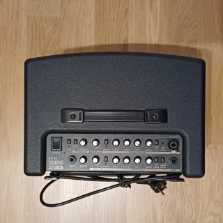 Amplificador Roland  Acoustic Chorus AC-60