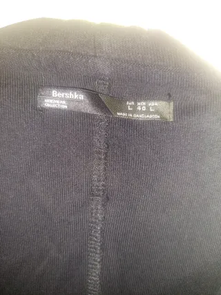 Rebeca Bershka Negra Hombre