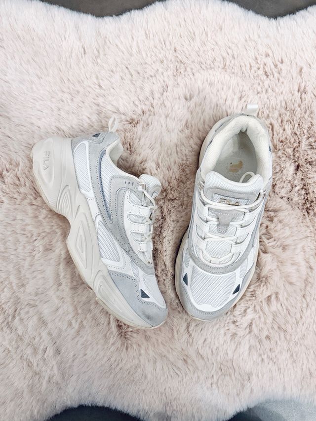 Tênis chunky FILA Vintage cinza e branco