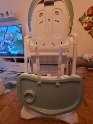 Trona convertible en silla infantil