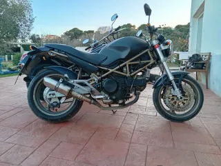 Ducati Monster 750cc Negra