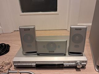 Home Cinema Panasonic Plata