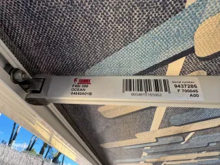 Toldo Fiamma F45 300 Autocaravana