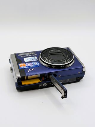 Cámara Digital Olympus µ 9000 (Micro 9000)