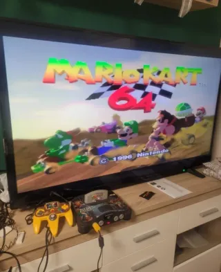 Consola Nintendo 64 + Mando Amarillo