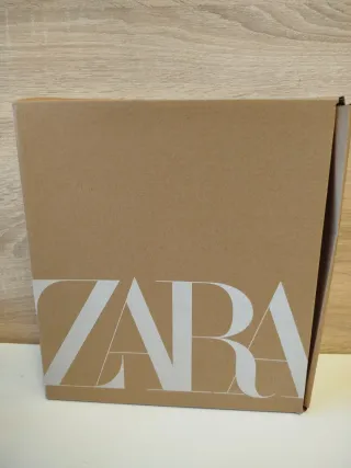 Botines Zara Talla ( 35,36 y 37) Marrón