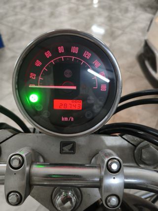 Honda VT750S Negra