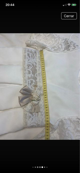 Vestido de comunión, cancán, corona y rebeca.