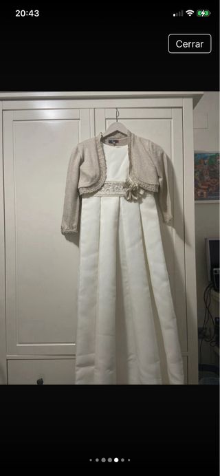 Vestido de comunión, cancán, corona y rebeca.