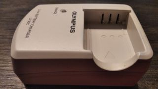 Cargador Batería Olympus LI-30C