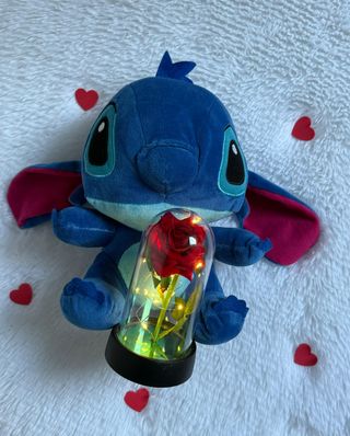 Peluche Stitch con Rosa Encantada