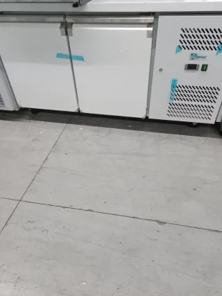 Nevera expositora refrigerada Tlf674470944