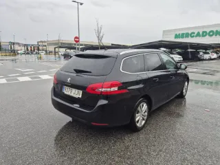 Peugeot 308 2015