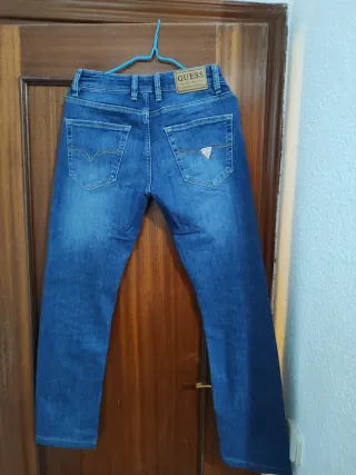 Pantalón vaquero Guess azu, talla w28