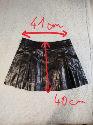 Minifalda college Mango efecto piel negra nueva