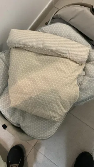 Cuna de coche para bebé con 2 sacos