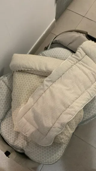 Cuna de coche para bebé con 2 sacos
