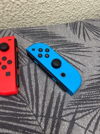 Joy-Cons
