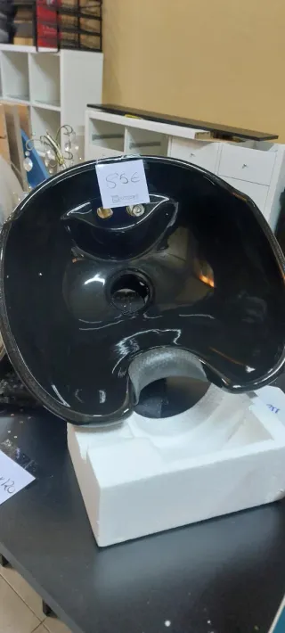 Lavacabezas negro sin grifo