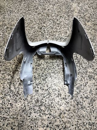 Plástico frontal H Yamaha Aerox