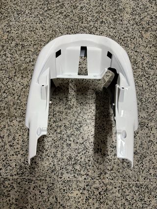 Plástico frontal H Yamaha Aerox