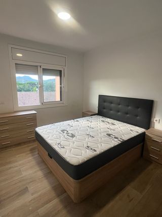 Liquidación canapés y colchones armarios y sofas