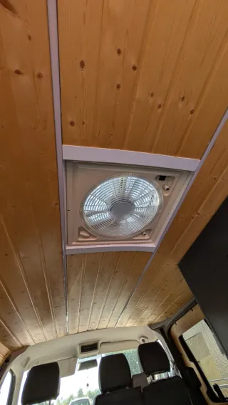 Volkswagen Transporter T5 2011