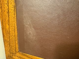 Mesa escritorio madera y cuero