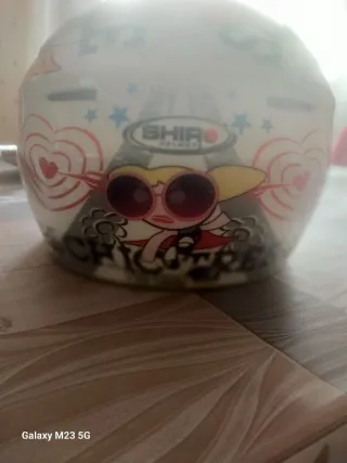 Casco infanti de diseño (Las Super Nenas)