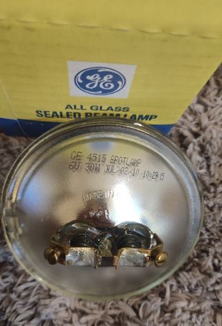 Bombilla GE 4515 6V 30W Sellada Nueva