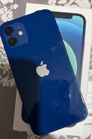 iPhone 12 Seminuevo con Caja