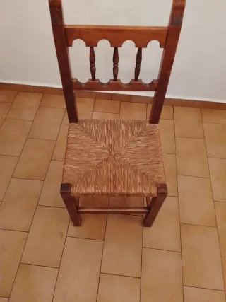 Juego 2 Sillas Madera y Paja
